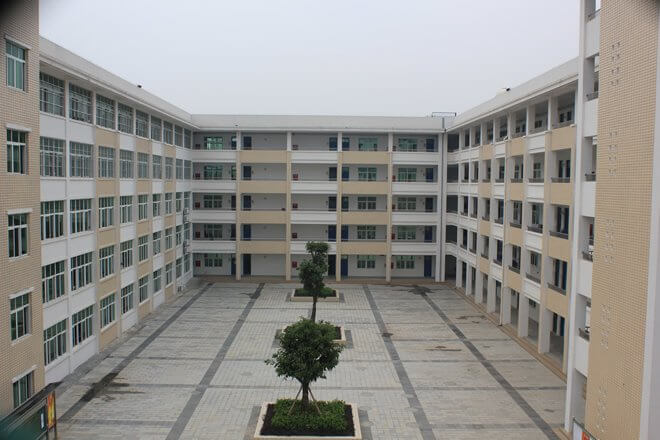 綿陽高新區(qū)實驗中學校園風采
