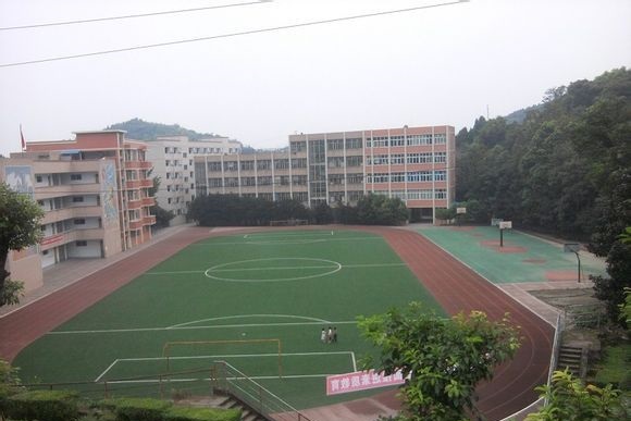 簡(jiǎn)陽實(shí)驗(yàn)中學(xué)校園風(fēng)采
