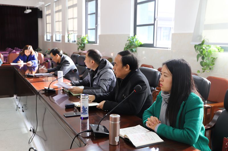 我校教導(dǎo)處、教科室組織召開教研組長工作協(xié)調(diào)會 我校教導(dǎo)處、教科室組織召開教研組長工作協(xié)調(diào)會