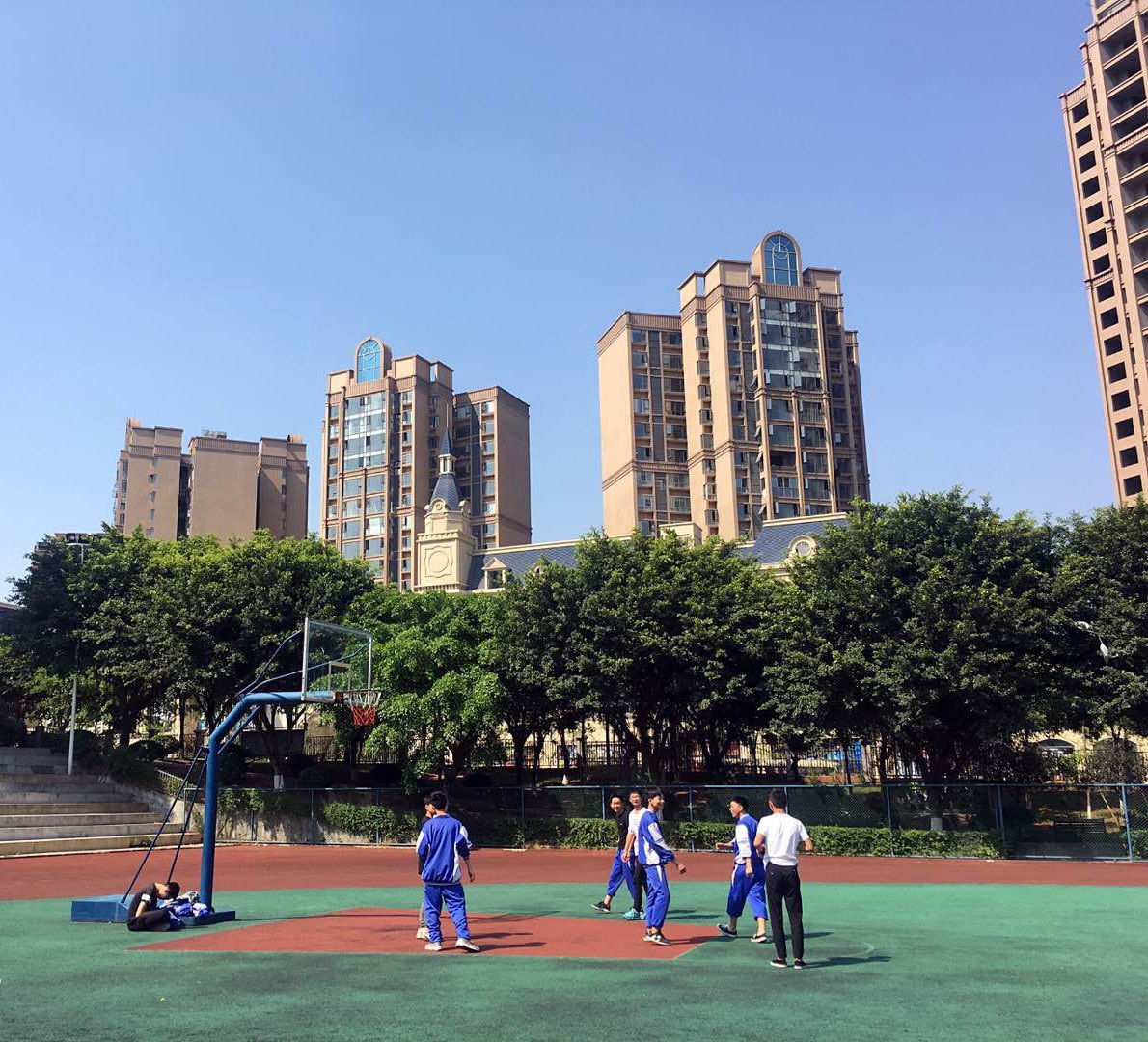 仁壽華達高中有什么辦學優(yōu)勢？