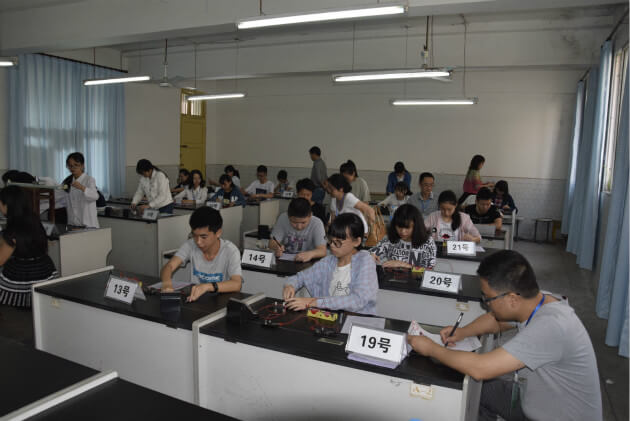 內江三中2019年收費標準