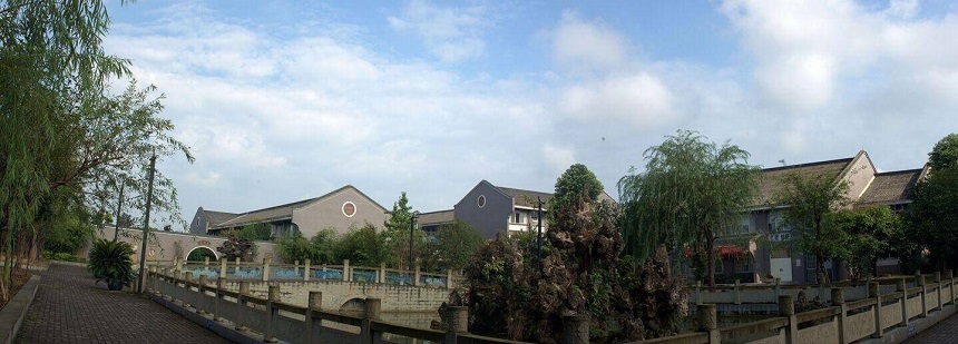 安仁中學(xué)地址在哪里？