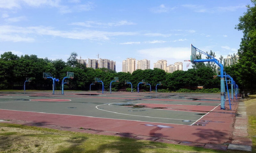 成都實驗外國語學校（西區(qū)）網(wǎng)址是什么？