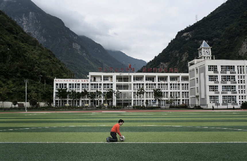 寶興縣海南高級中學學校環(huán)境好嘛？
