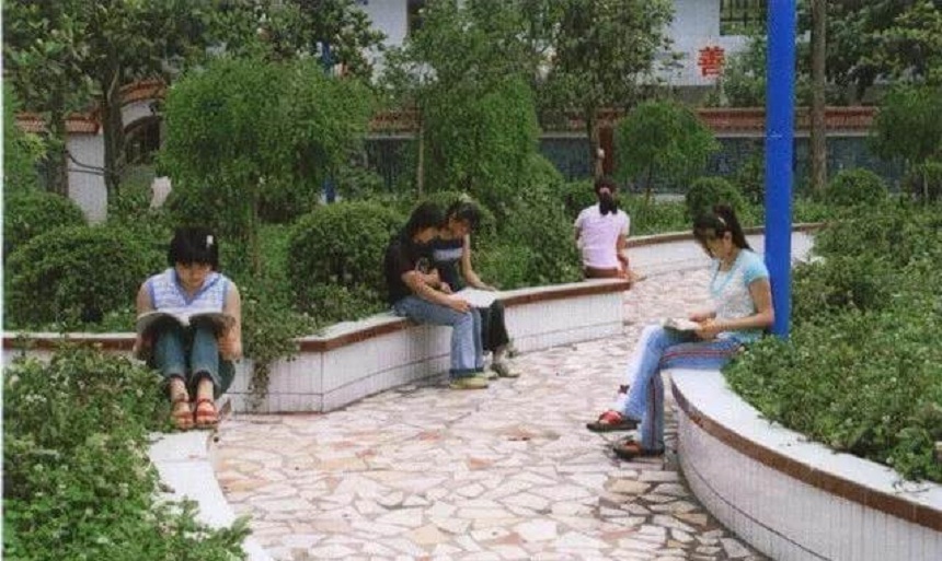 倉山中學(xué)怎么樣，這個(gè)學(xué)校好不好？
