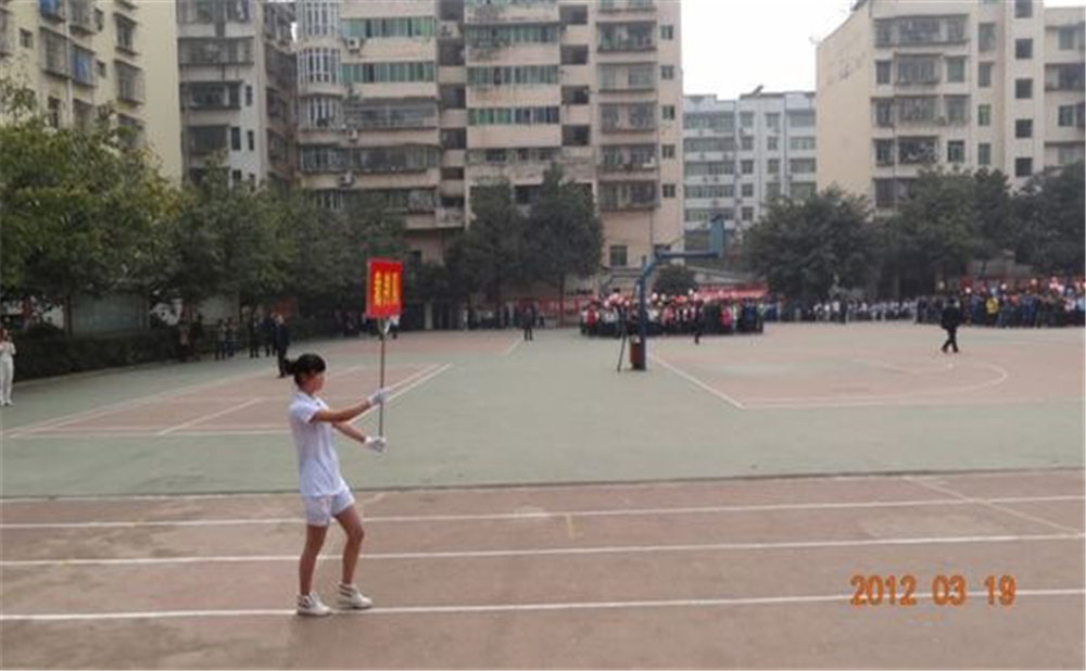 巴中六中學校環(huán)境怎么樣？