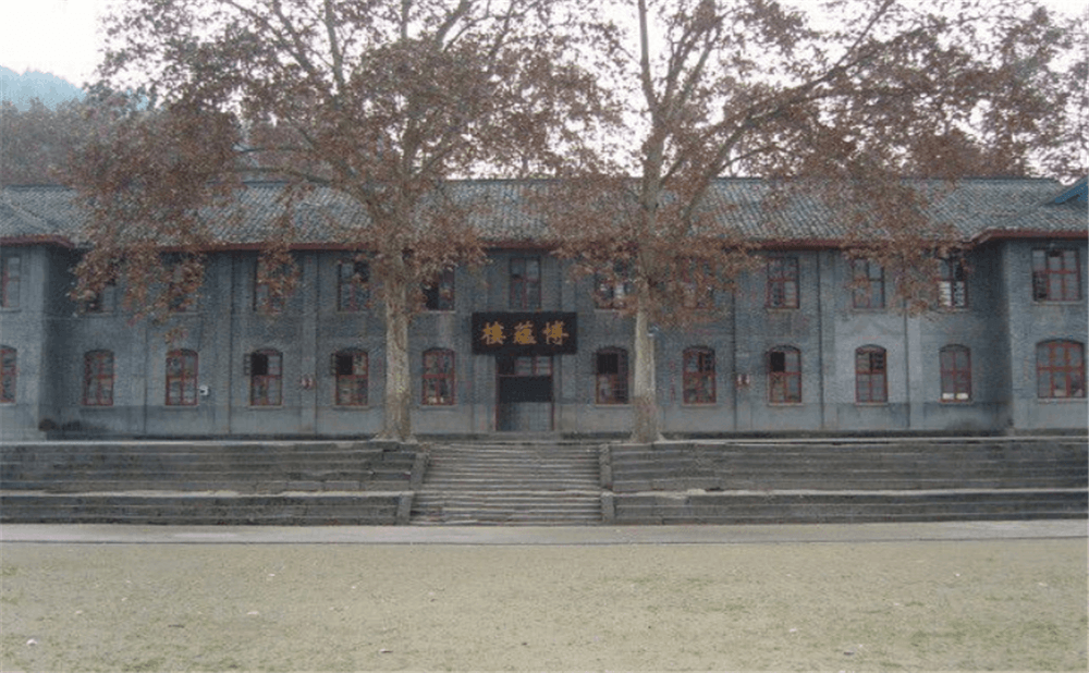閬中市老觀中學(xué)學(xué)校環(huán)境怎么樣？