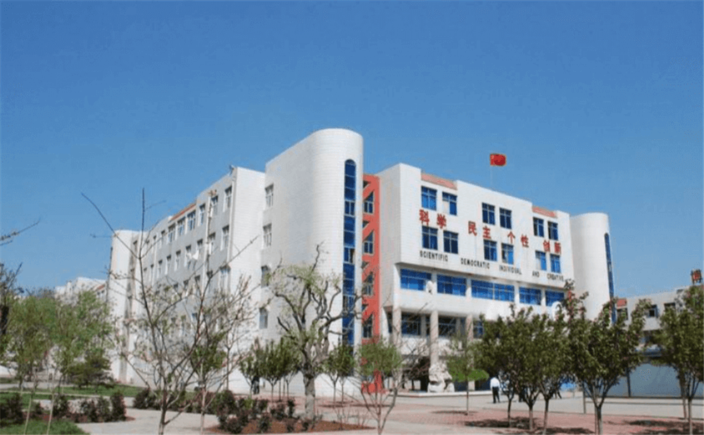 周口中學學校環(huán)境怎么樣？