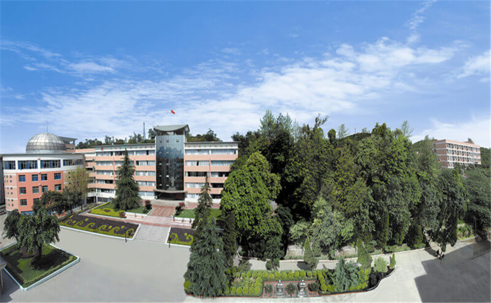 蒲江中學高中部的錄取分數(shù)是多少？