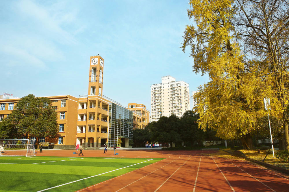 成都八中2020年的招生計(jì)劃是多少？