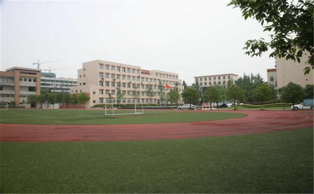 成都西藏中學(xué)的高考升學(xué)率是多少？