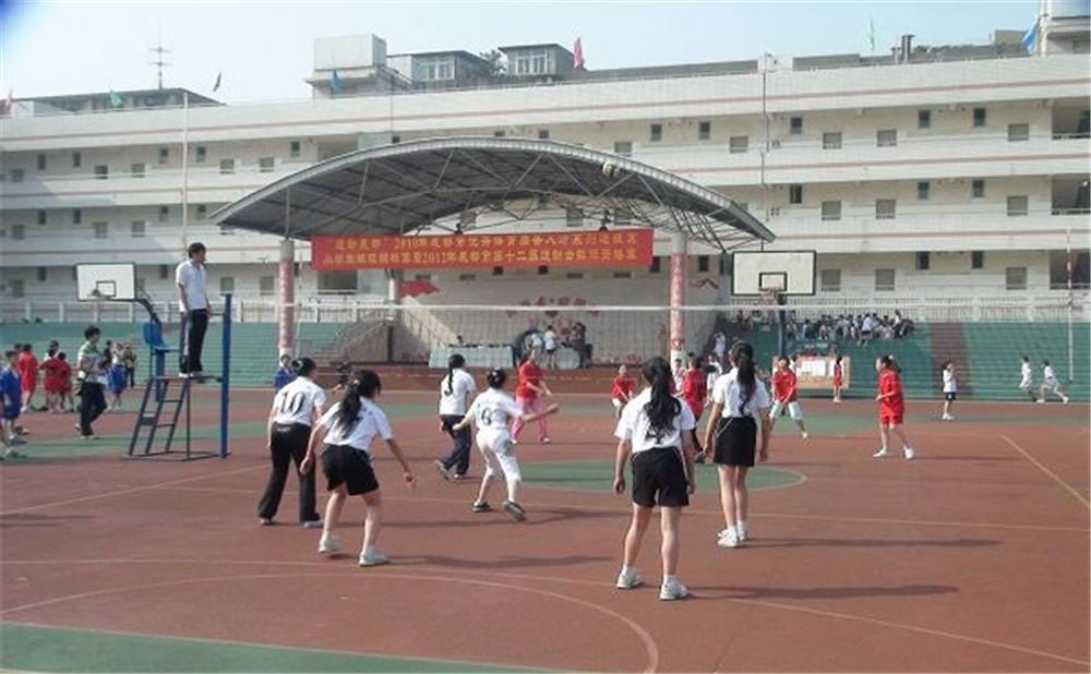 升庵中學(xué)高中部的錄取分?jǐn)?shù)是多少？