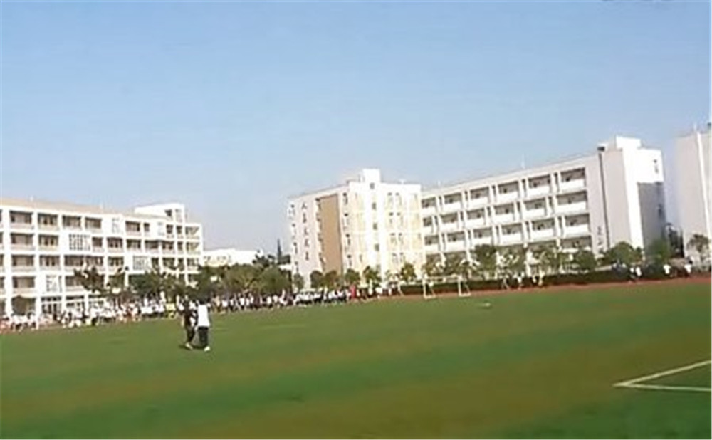 郫縣四中的高考升學(xué)率高不高？