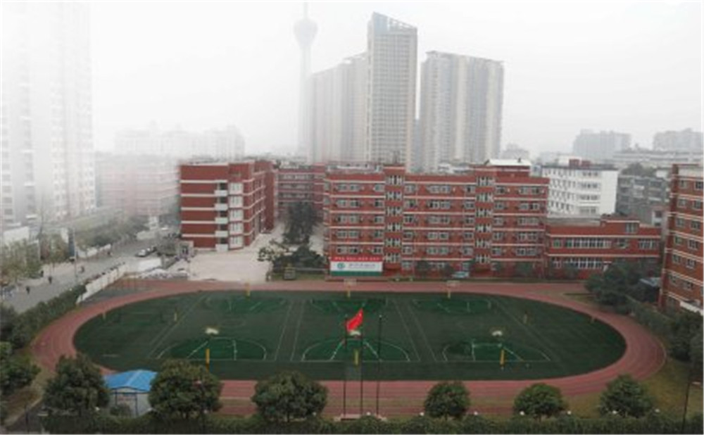 北師大成都實(shí)驗(yàn)中學(xué)的高中住宿怎么樣？