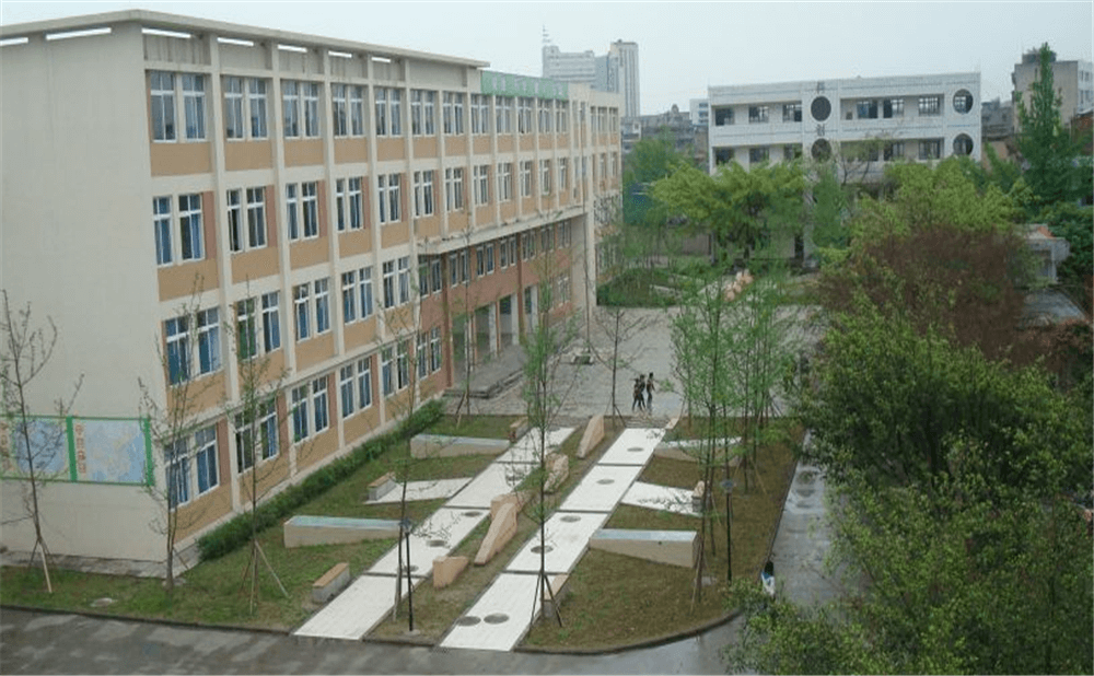 成都列五中學(xué)2020年招生標(biāo)準(zhǔn)在哪兒看？