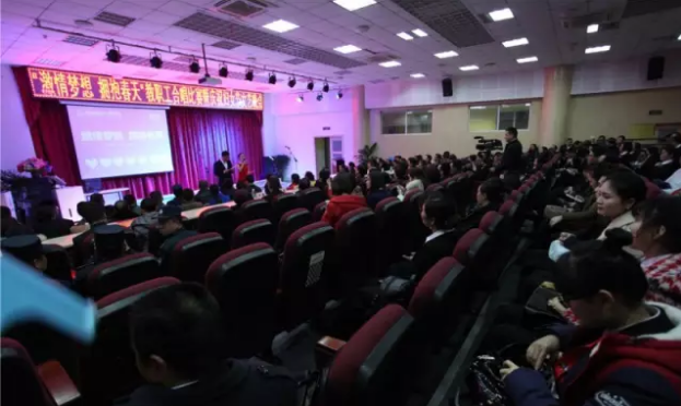 北大附中成都新津?yàn)槊鲗W(xué)校近三年的錄取分?jǐn)?shù)線是多少？