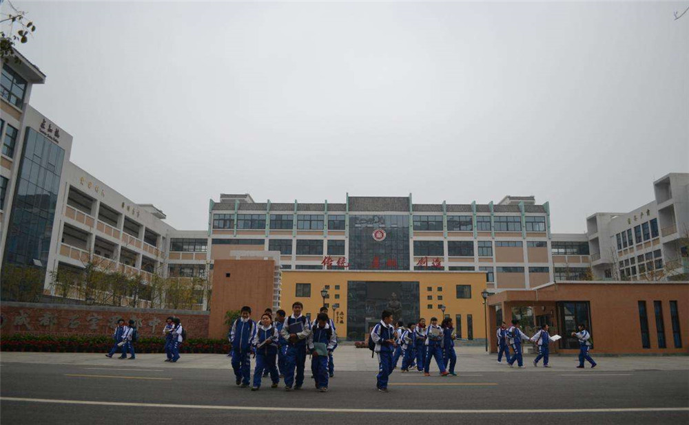 成都石室蜀都中學(xué)高中宿舍怎么樣？