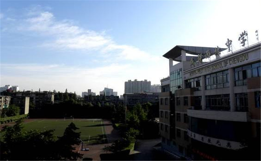 成都市西北中學(xué)的本科升學(xué)率高不高？
