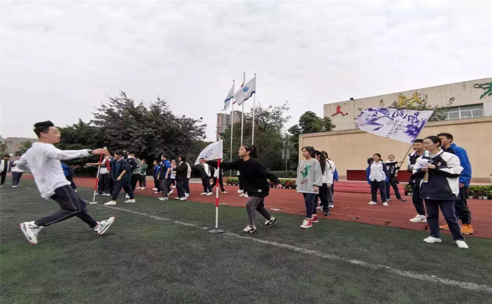 成都玉林中學(xué)錄取分?jǐn)?shù)是多少？