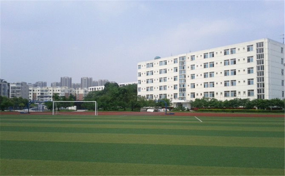 2020年龍泉二中計劃招多少人？