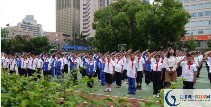 成都市第十七中學(xué)的實驗班怎么樣？