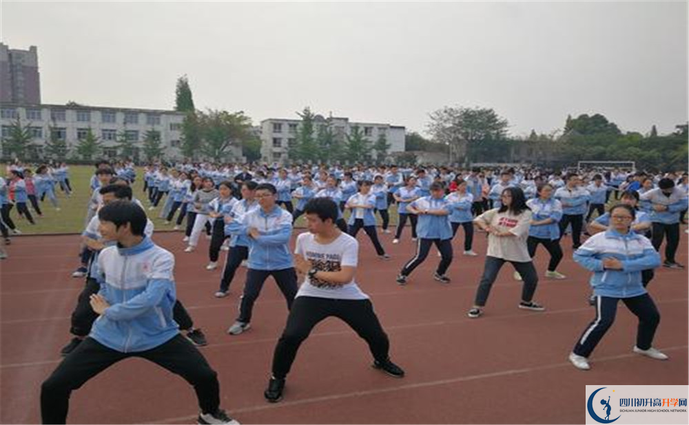 華潤高級中學(xué)的錄取分?jǐn)?shù)是多少？