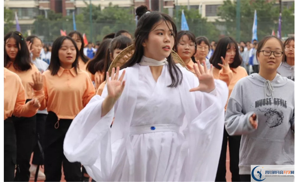 淮口中學(xué)的高中住宿好不好？