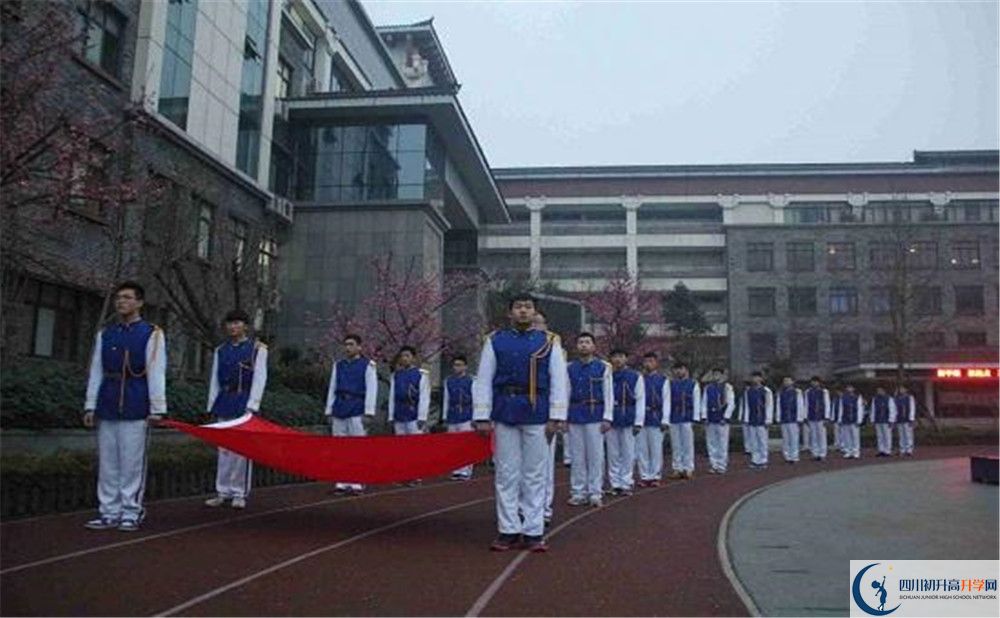 考成都市西北中學(xué)的分?jǐn)?shù)線是多少？