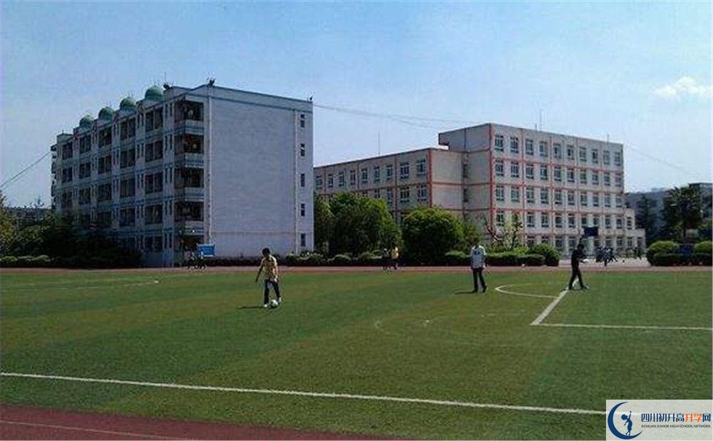 考?jí)郯仓袑W(xué)的分?jǐn)?shù)線是多少？