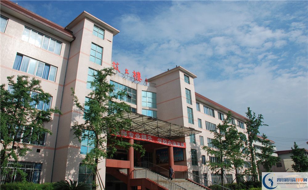雙流中學高中歷年來的分數(shù)線是多少？