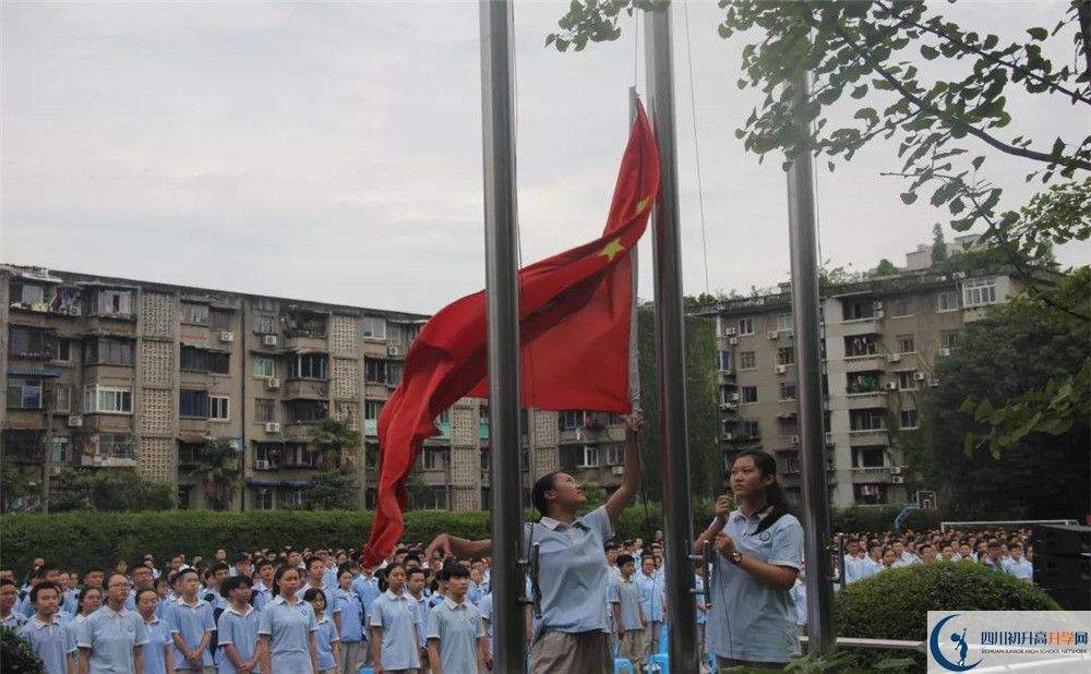成都市西北中學(xué)住宿條件怎么樣？