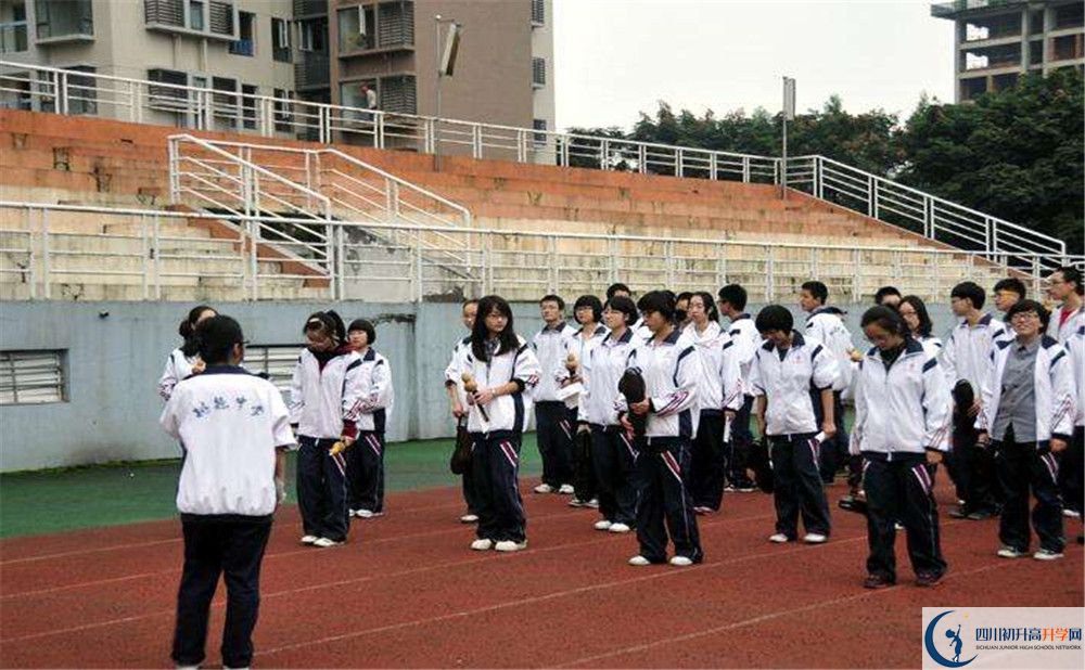 成都樹(shù)德中學(xué)光華校區(qū)住宿費(fèi)用是多少錢？