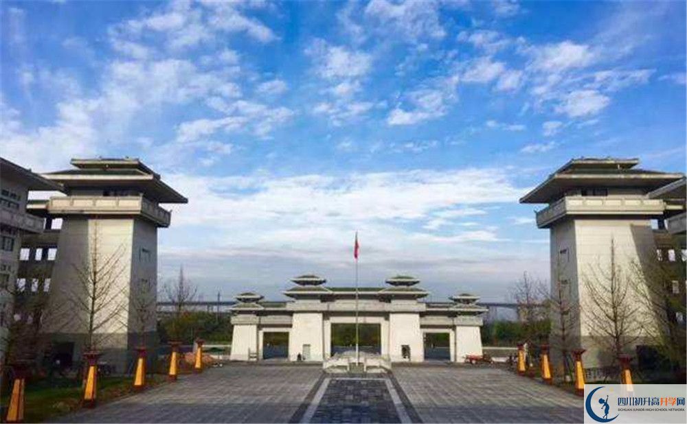 成都石室中學初升高自主招生錄取線是多少分？