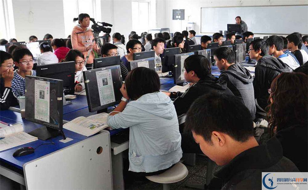 彭州一中初升高向外地招生嗎？