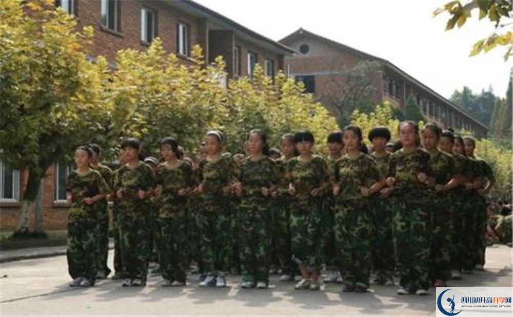 石室聯(lián)合中學(xué)蜀華分校招生考試科目是什么？