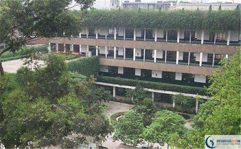 成都列五中學(xué)初升高難不難？