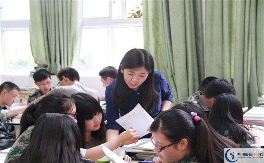 八一聚源高級中學(xué)的高中住宿怎么樣？