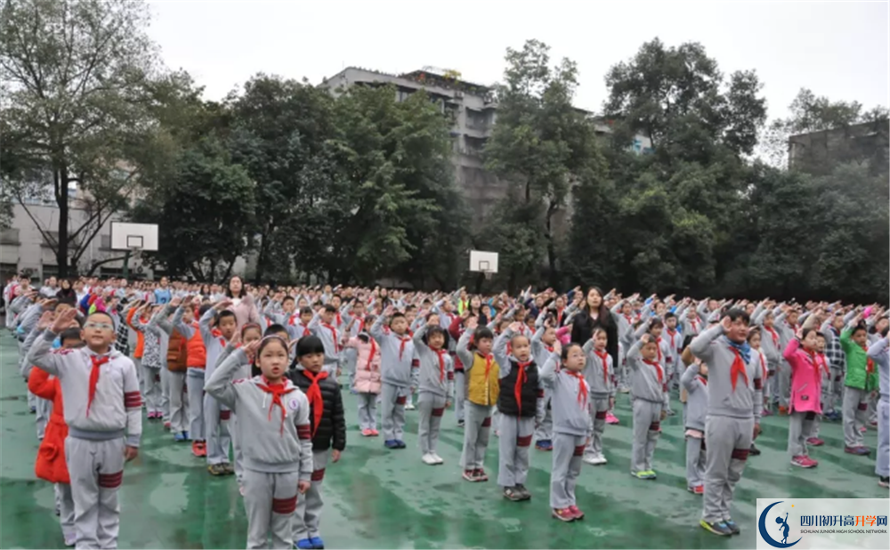 成都市石室聯(lián)中蜀華分校軍訓(xùn)多久？