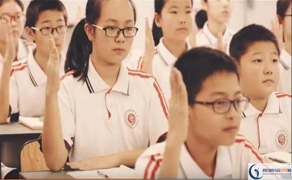 成都市第四十九中學(xué)補(bǔ)課多少錢？