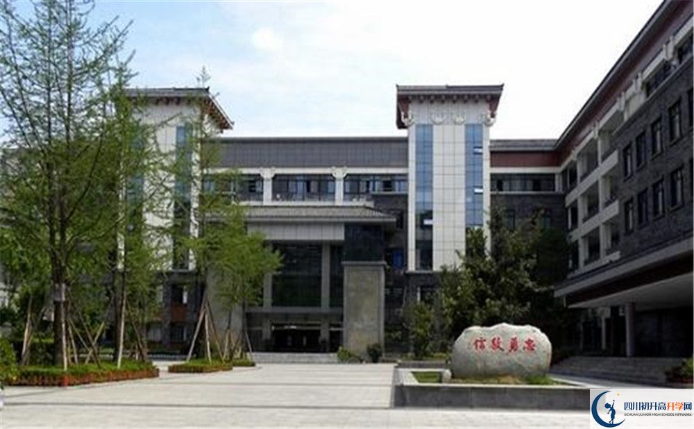 成都市西北中學(xué)2020年高考人數(shù)是多少？