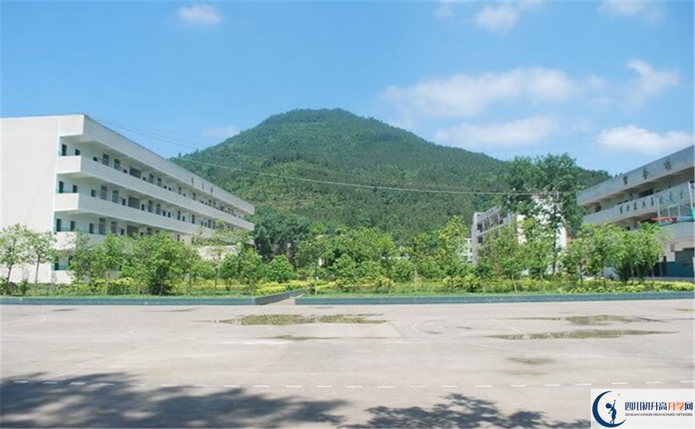 2020金山中學錄取線是否有調(diào)整？