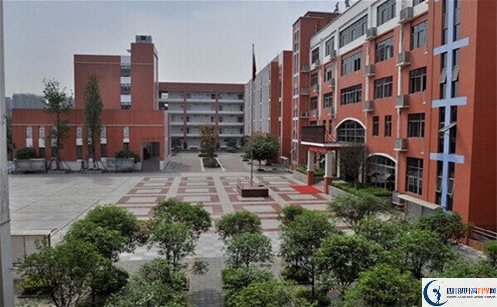 成都市川化中學(xué)近幾年的升學(xué)率高不高？